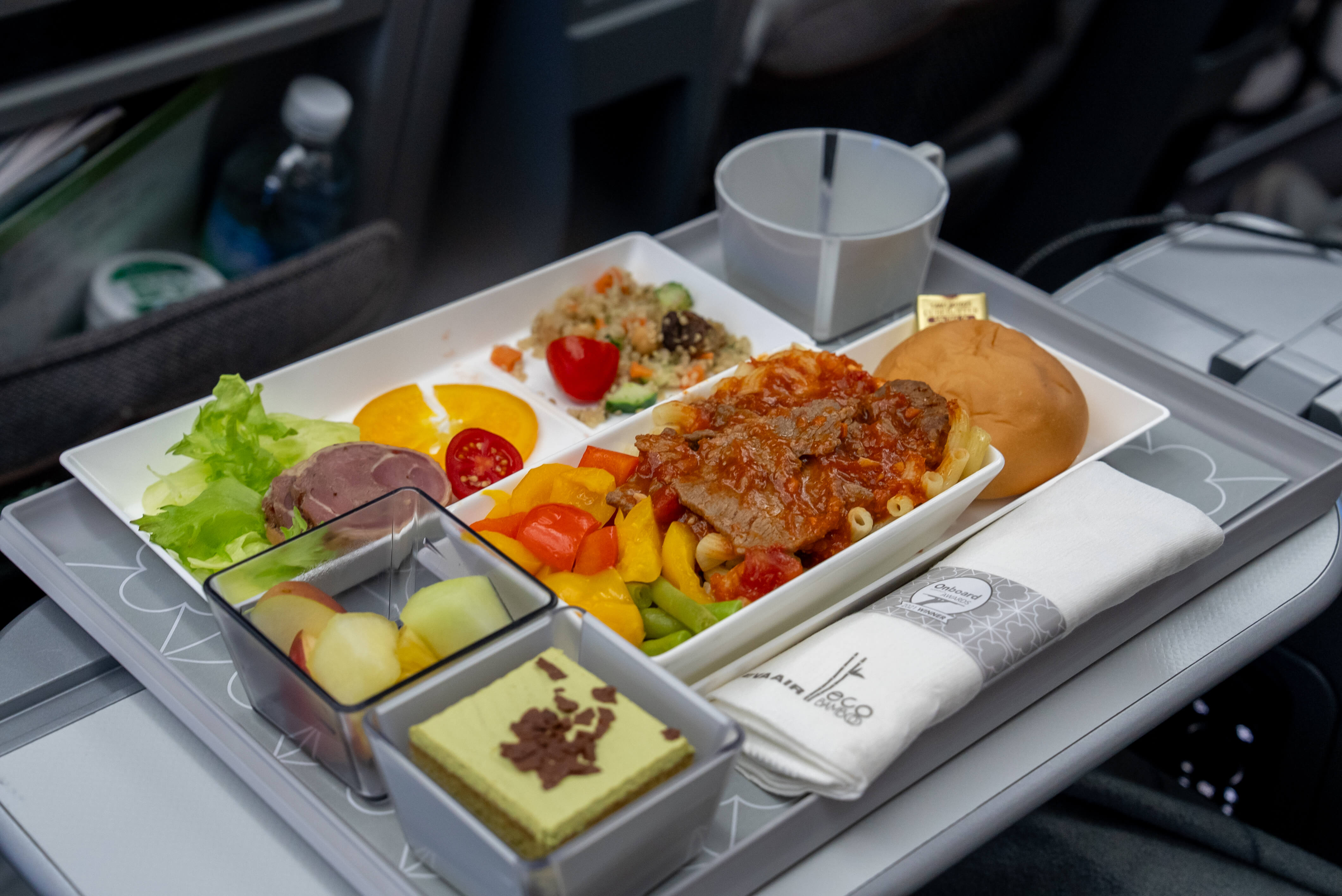 プレミアムエコノミー席