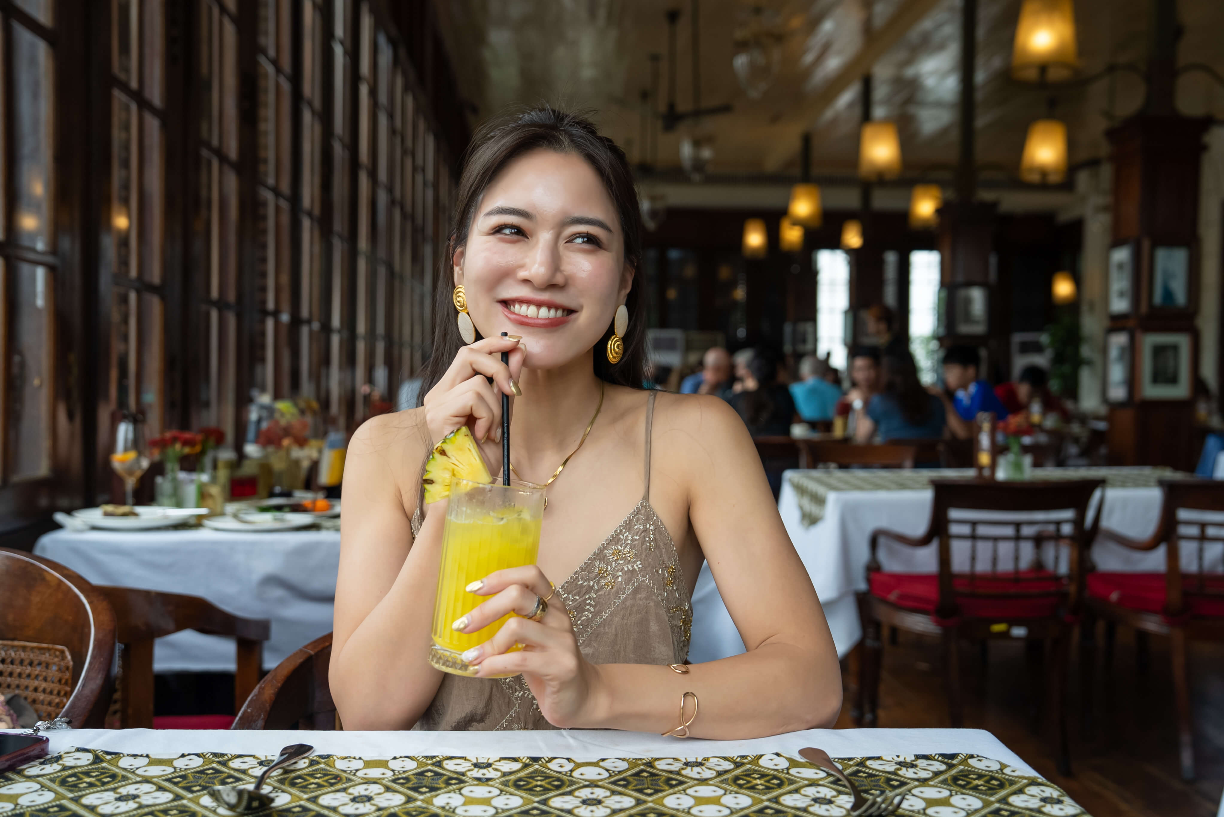 地元で人気のインドネシア料理店へ