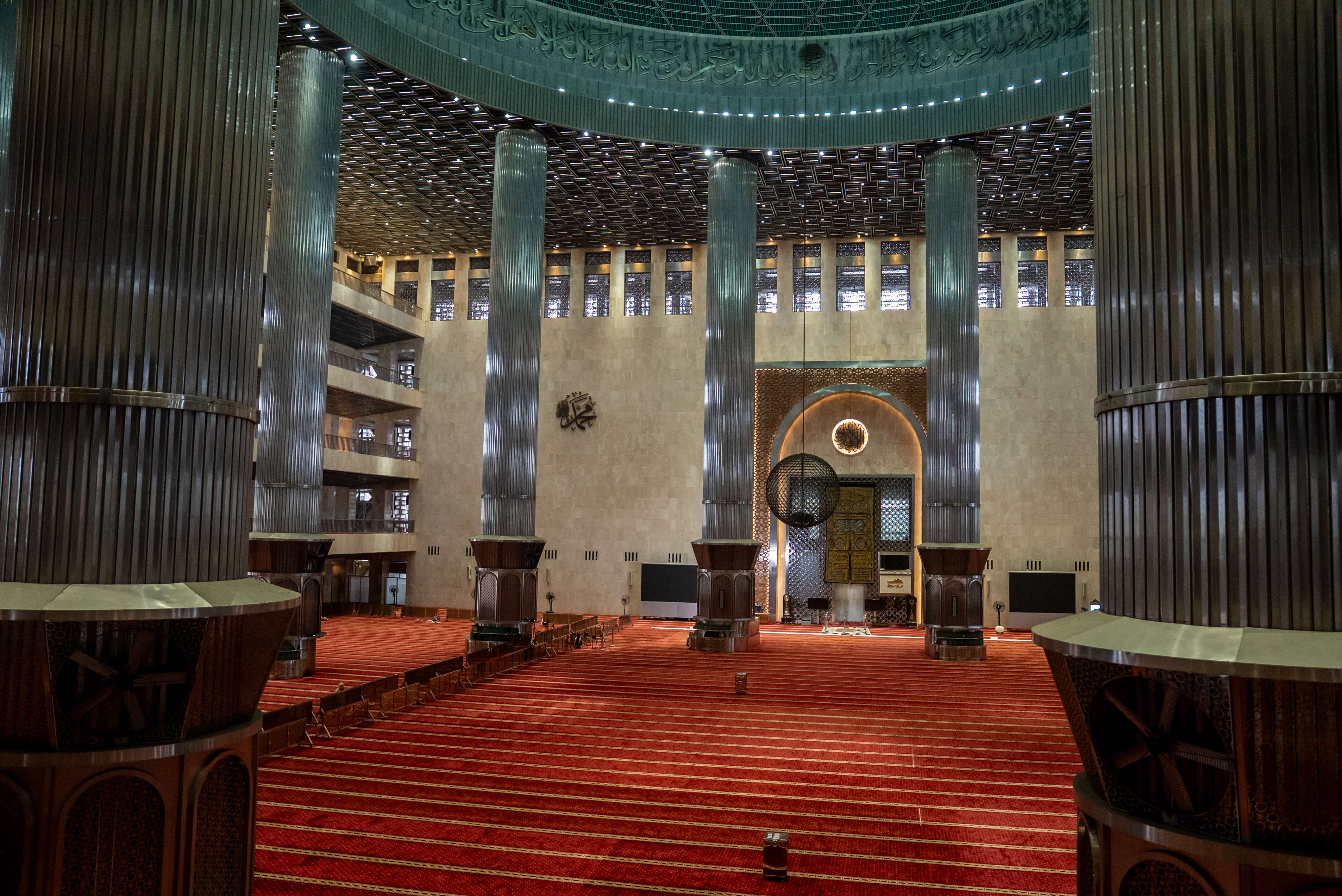 イスティクラル大モスク