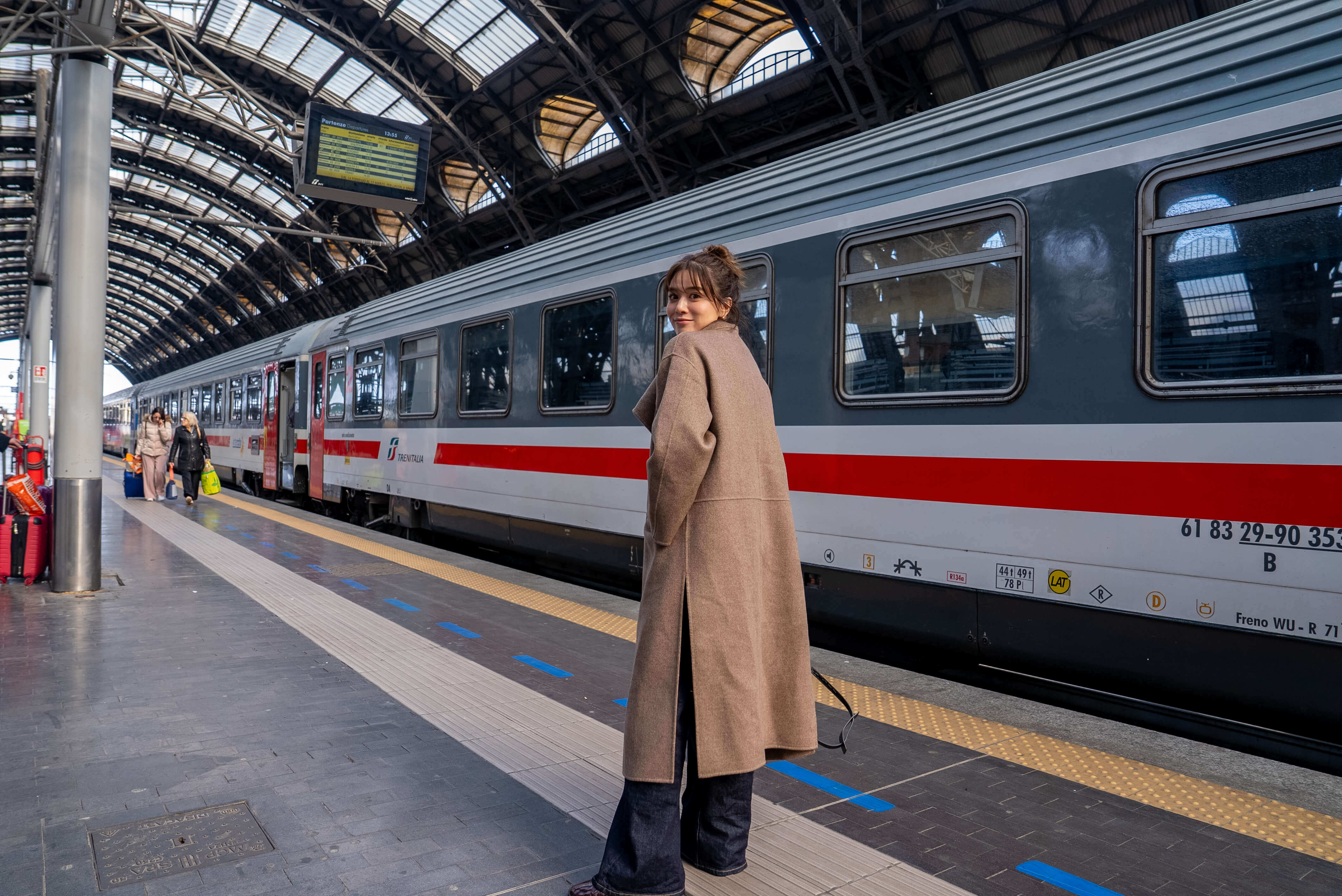 ミラノ中央駅から鉄道に乗り、パルマへ